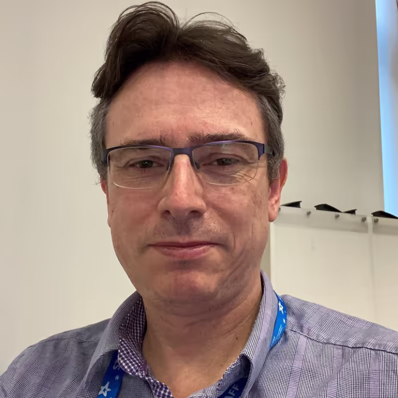 Dr Alistair Calder