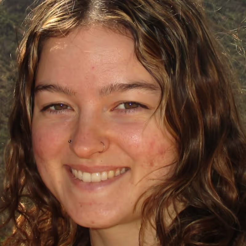 Dr Zara Howarth